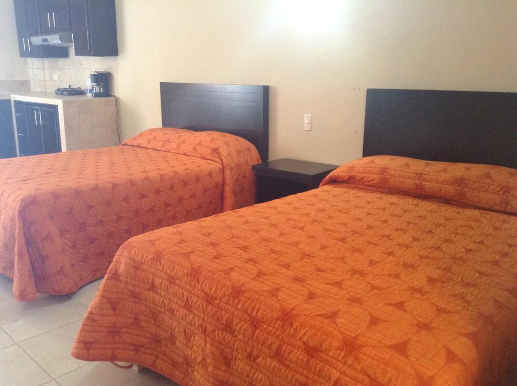 Los Jitos Hotel & Suites San Carlos Nuevo Guaymas 部屋 写真