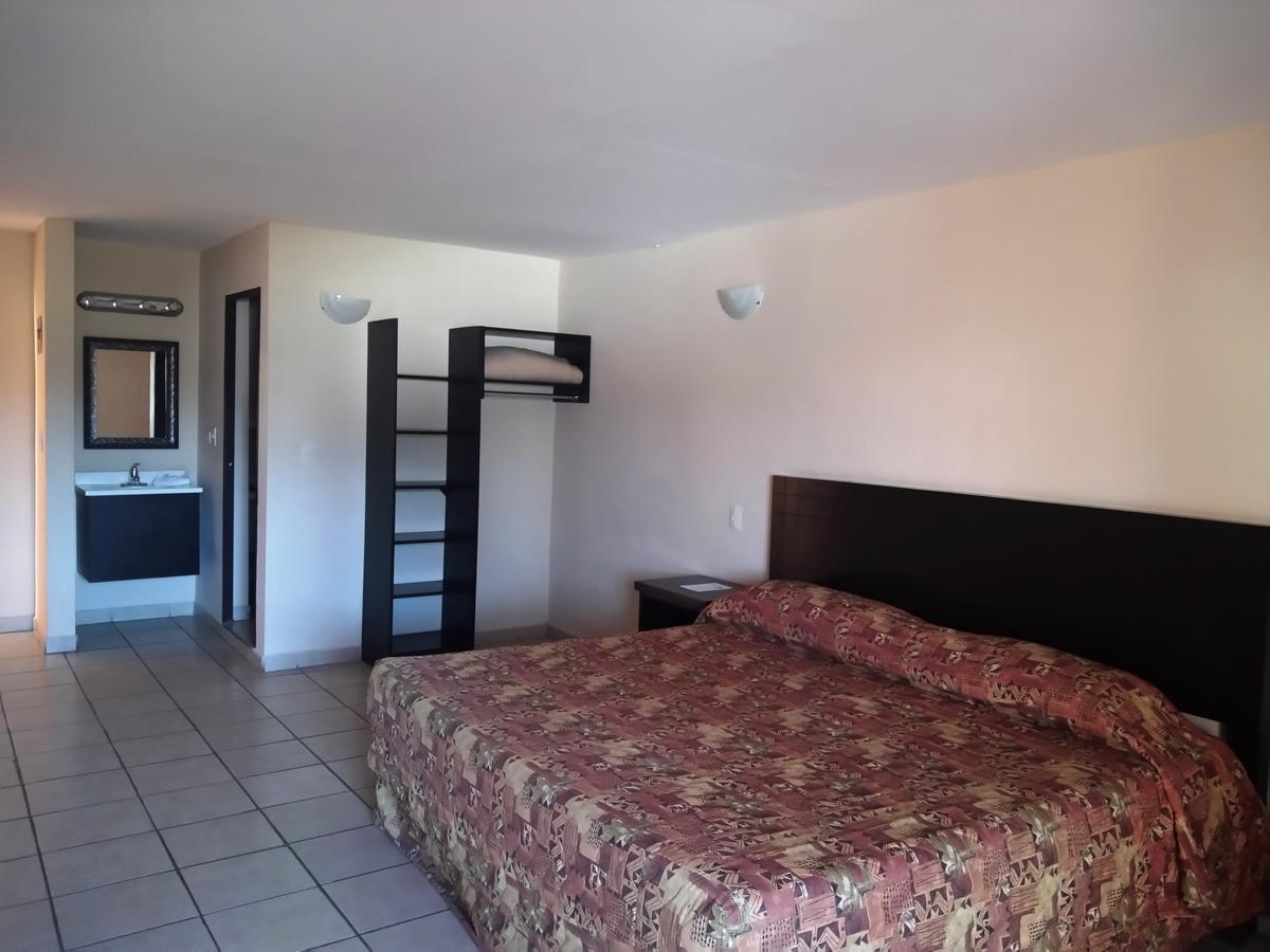 Los Jitos Hotel & Suites San Carlos Nuevo Guaymas エクステリア 写真