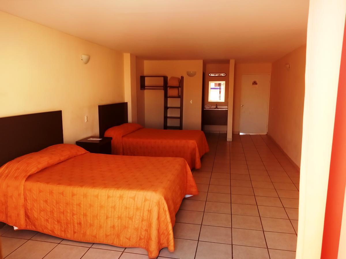 Los Jitos Hotel & Suites San Carlos Nuevo Guaymas エクステリア 写真